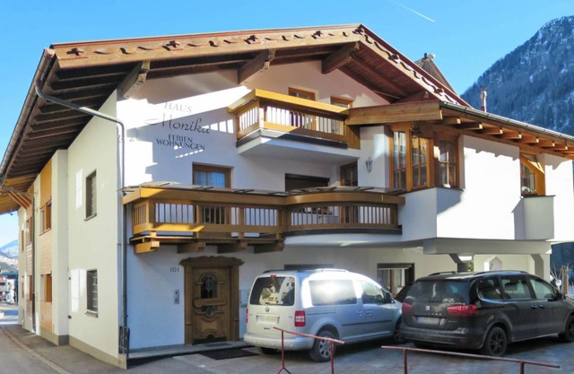 160 m² Apartment ∙ 6 bedrooms ∙ 13 guests