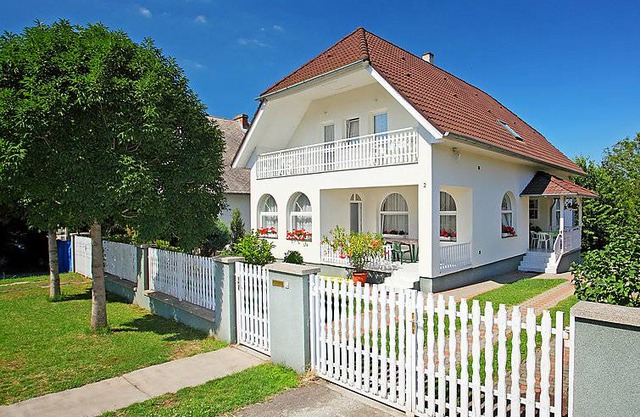 160 m² House ∙ 7 bedrooms ∙ 14 guests