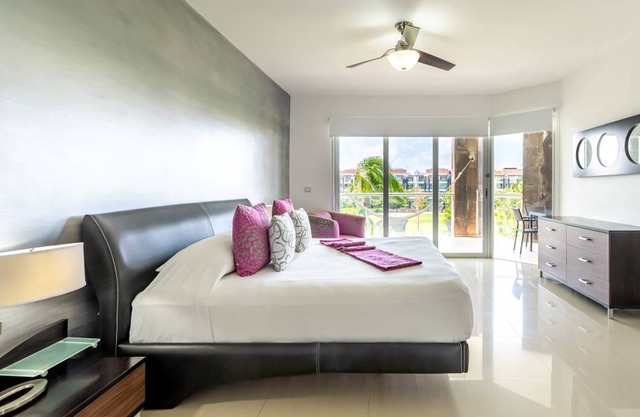 165 m² Condo ∙ 2 bedrooms ∙ 6 guests