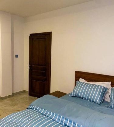 16th Avenue Suites