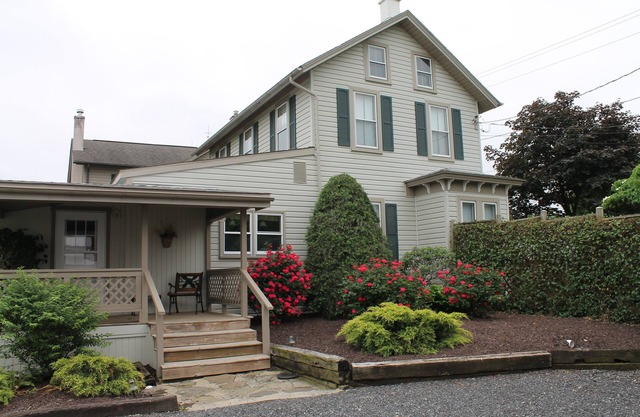 1885 Home in southern Lancaster County