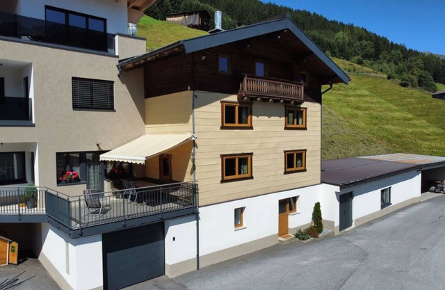 190 m² Villa ∙ 7 bedrooms ∙ 17 guests