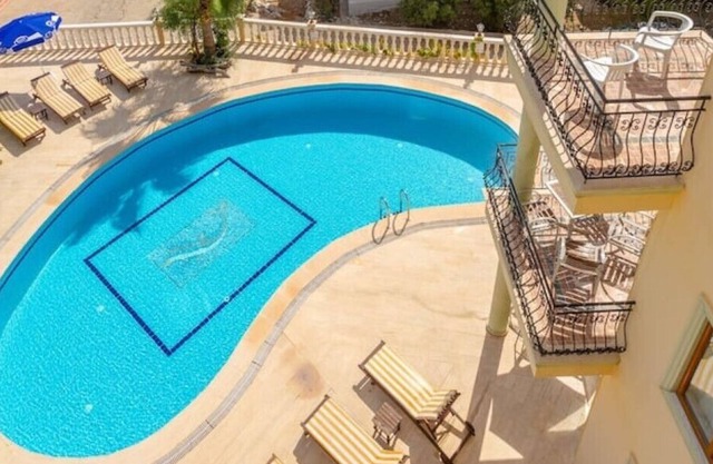 2+1 Apartment with Sea View in Kalkan Center- Mango