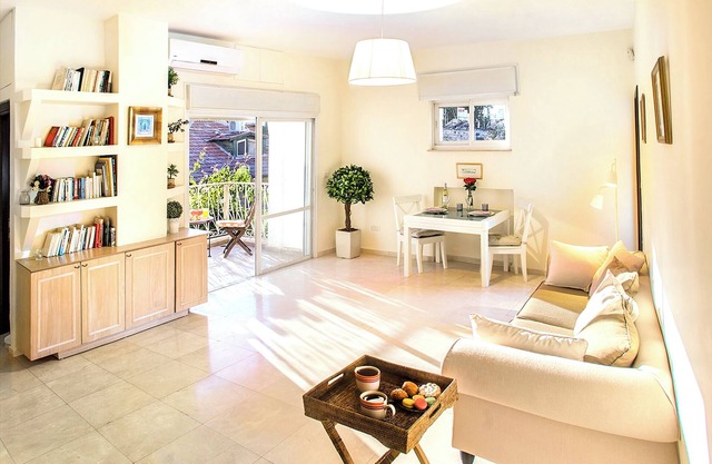 2 BDR with Balcony ► Best Location: German Colony - Shelter in the building