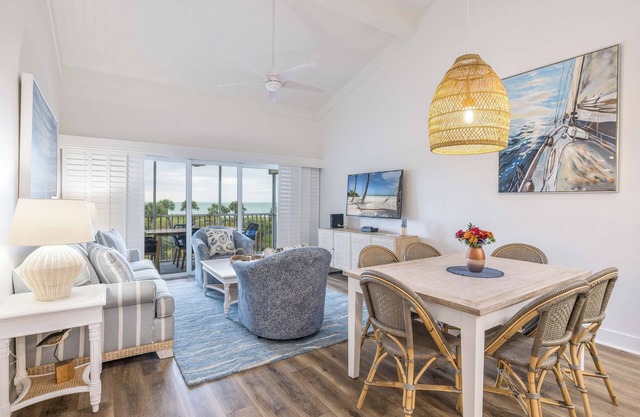 2 Beach Villas w/3BR & Pristine Beach Access, Family Adventures - Golf, Fishing