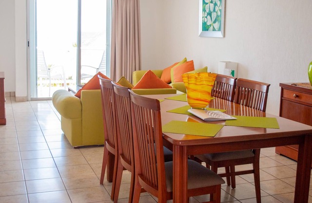 2 Bedroom (3 beds) Beachfront Condo Akumal 202