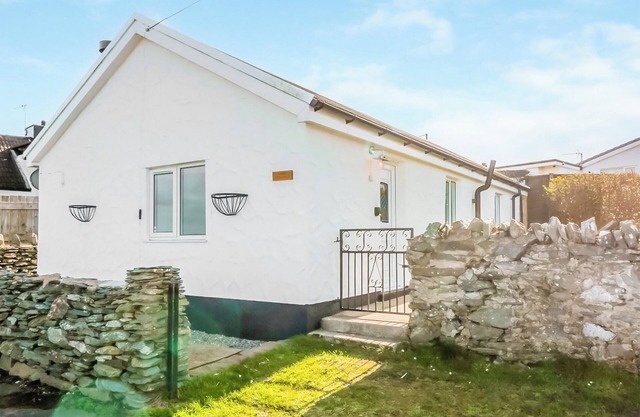 2 bedroom accommodation in Four Mile Bridge, near Trearddur Bay