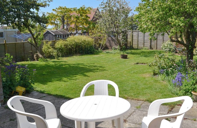 2 bedroom accommodation in Happisburgh