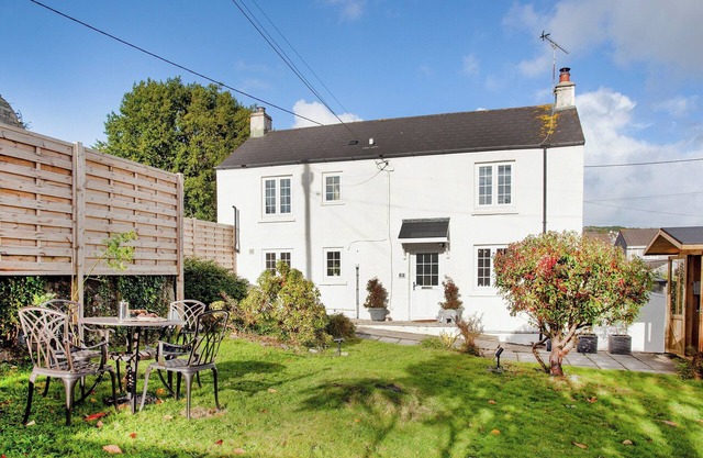 2 bedroom accommodation in St Austell