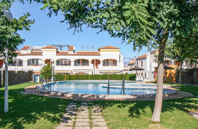 2 bedroom accommodation in Santa Pola