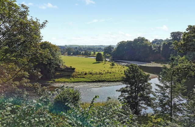 2 bedroom accommodation in Canonbie