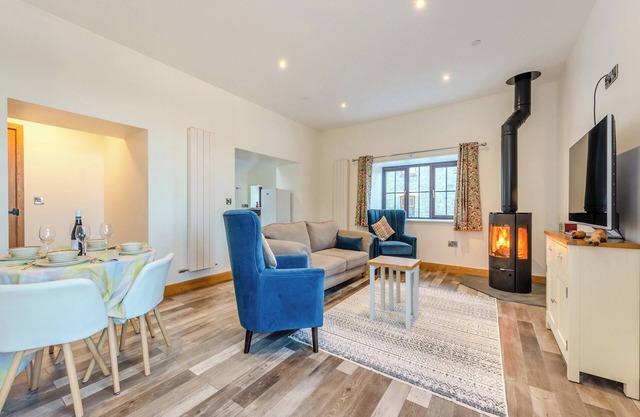2 bedroom accommodation in Lampeter