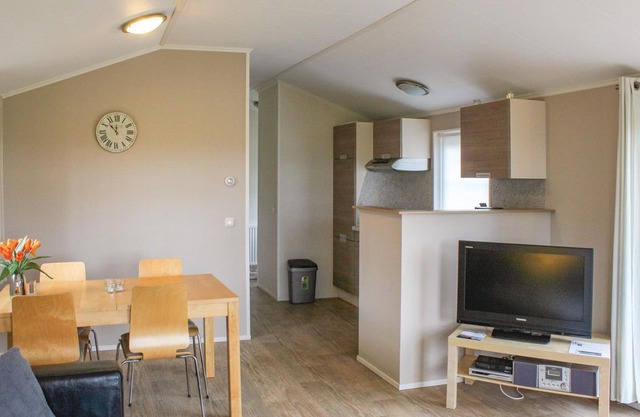 2 bedroom accommodation in Den Oever