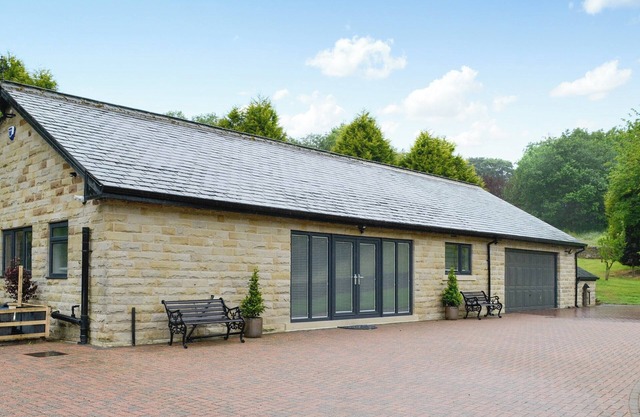 2 bedroom accommodation in Oxenhope, near Haworth