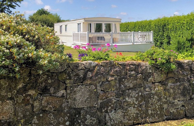 2 bedroom accommodation in Redruth