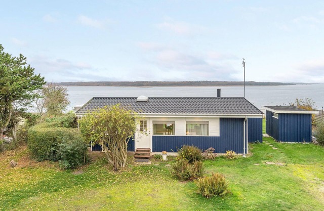 2 bedroom amazing home in ølsted