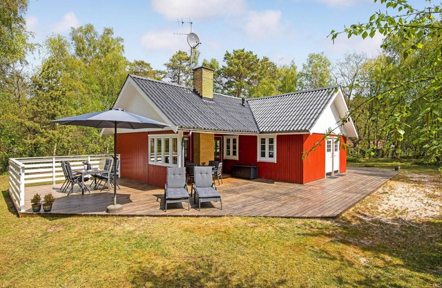 2 bedroom amazing home in Nexø
