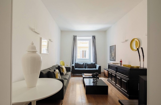2 bedroom apartment in rome