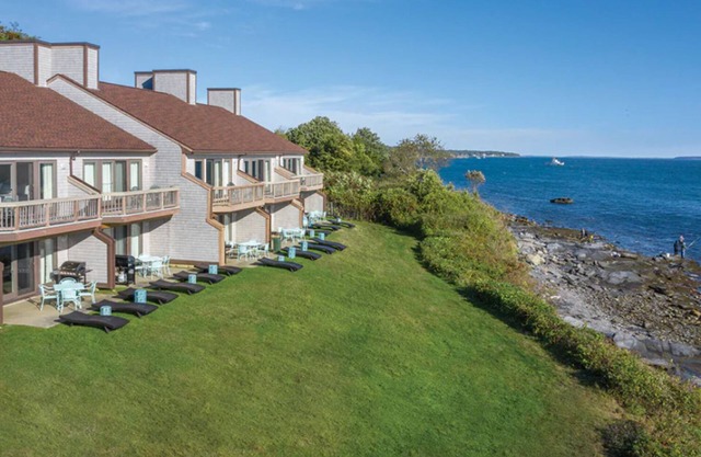 2 Bedroom Condo w/Full Kitchen at Newport Overlook Resort!