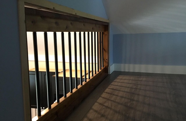 2 bedroom cottage plus a childrens' loft on the stunning Lake Erie shoreline