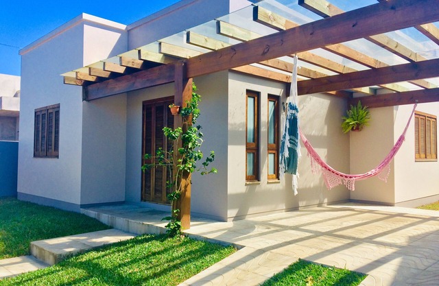2 bedroom house 4Q-Mar Praia Bela Torres