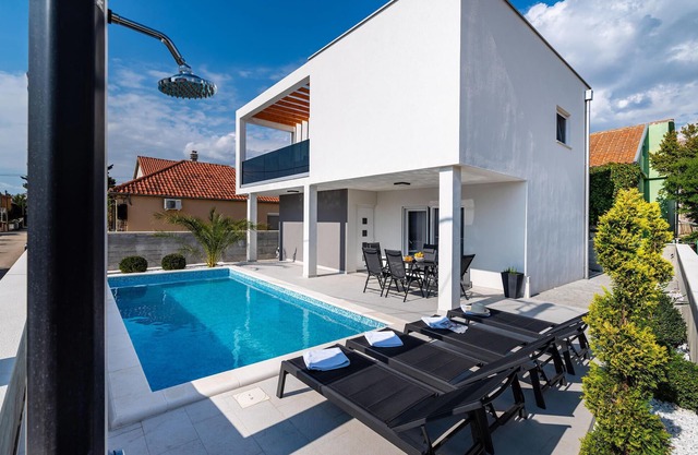 2 bedroom lovely apartment in Obrovac