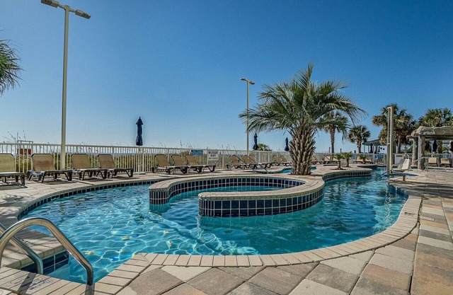 2 Bedroom Oceanfront at Club Wyndham Towers on the Grove