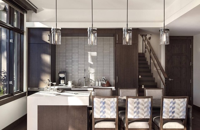 2 bedroom Villa Suite Lakeview