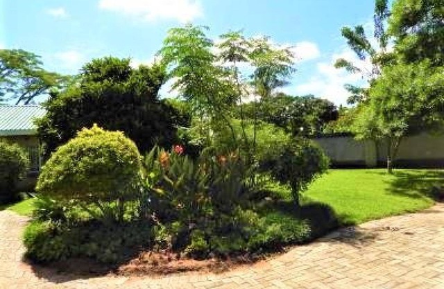 2 Bedroomed Apartment With En-suite and Kitchenette - 2067