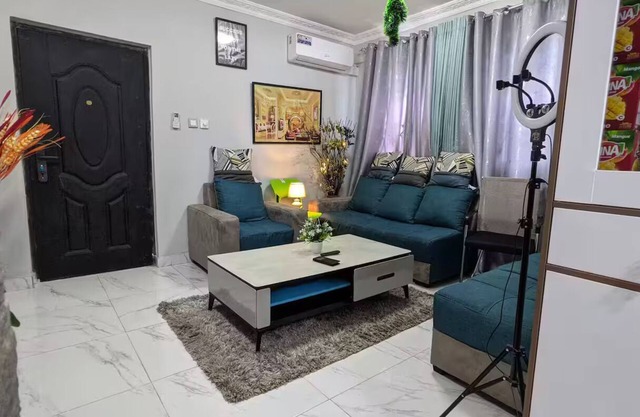 2 Bedrooms and A Hall Accra