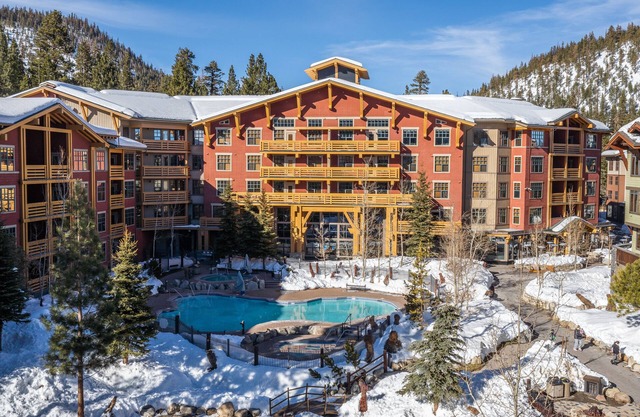 2 BR 2BA Luxury Condo in The Village Lodge, Grand Sierra Lodge, STEPS to Gondola