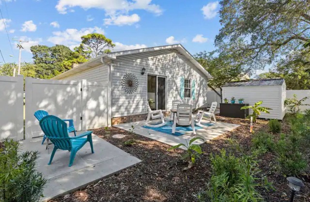 2 BR Beach House w/Firepit