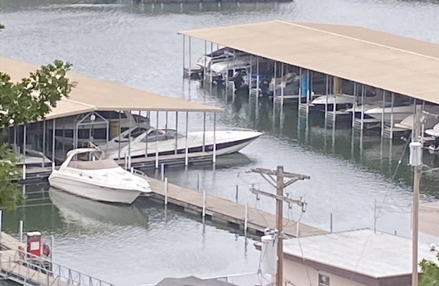 2 BR CONDO CLOSE TO EVERYTHING. MARIJUANA FREE ENTIRE COMPLEX