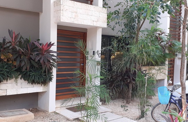 2 BR VILLA NEAR TULUM BEACHES
