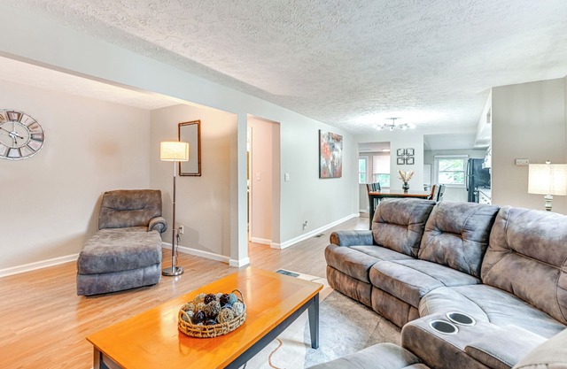 ~ 2 Mi to Downtown: Bright Apt in Lansing!