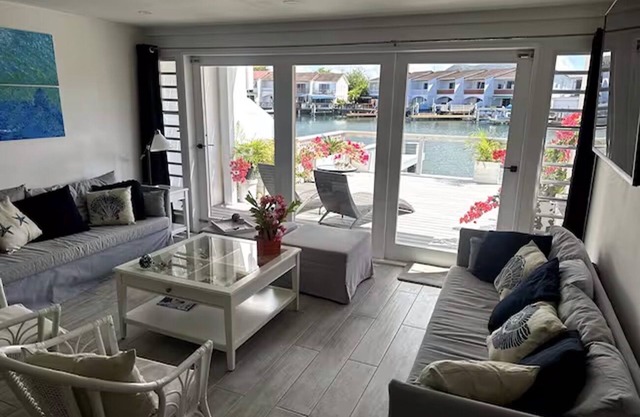 2 min Walk from Beach Luxury Waterfront Villa South Finger Jolly Harbour
