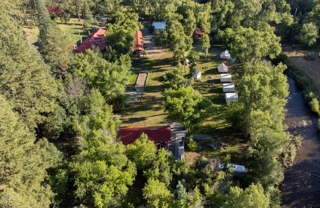 2 Person glamping tent with one Queen Bed