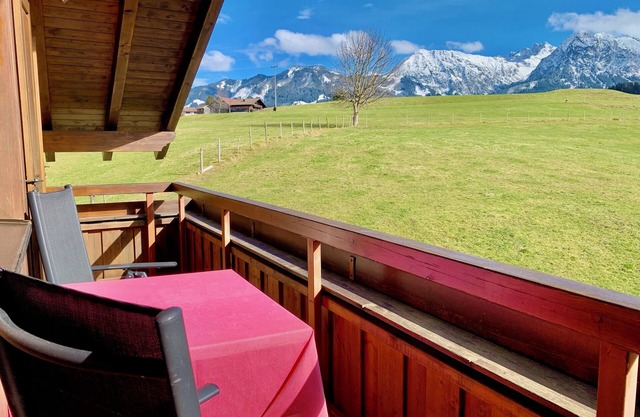 2-room vacation apartment with mountain view