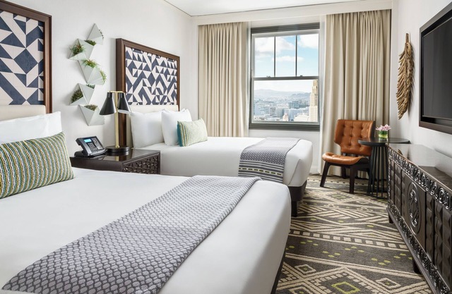 2 Units Near Union Square | Shop & Dine in San Francisco