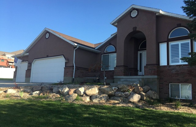 2000 sq foot exec apt./private vacation/quiet neighborhood close to ski resorts