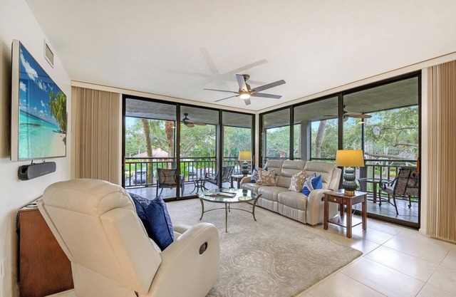 201 Bonita Bay Condo