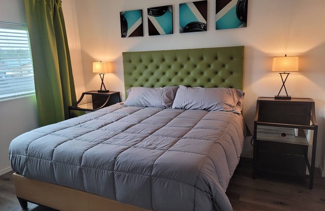 #202 New 2-bedroom condo just 3 minutes drive to Evergreen State Fairgrounds