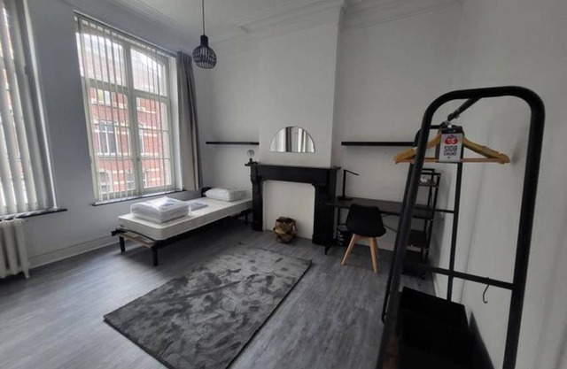 215 m² Shared room ∙ 1 bedroom ∙ 1 guest
