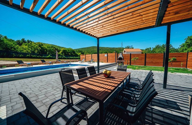 230 m² Villa ∙ 3 bedrooms ∙ 8 guests