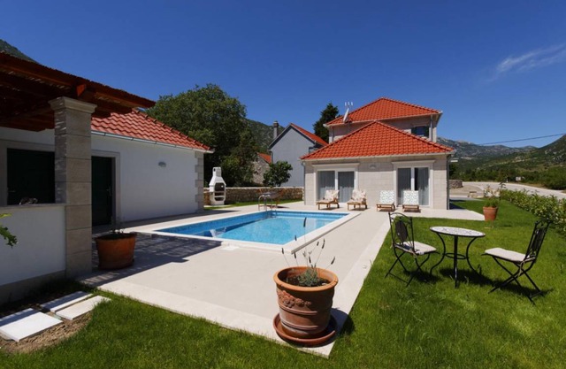 237 m² House ∙ 3 bedrooms ∙ 6 guests