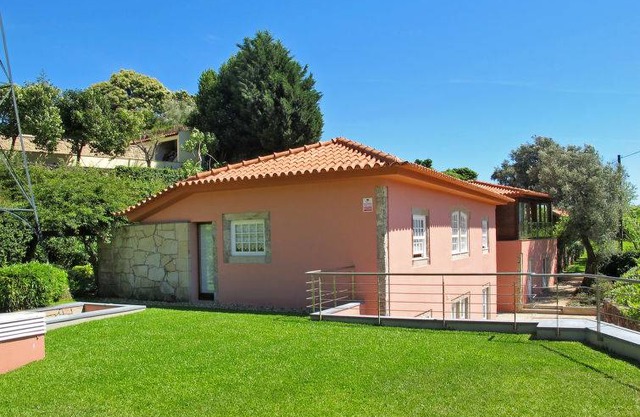 240 m² Farmhouse ∙ 5 bedrooms ∙ 10 guests