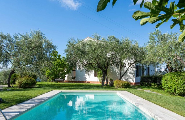 250 m² Villa ∙ 7 bedrooms ∙ 14 guests