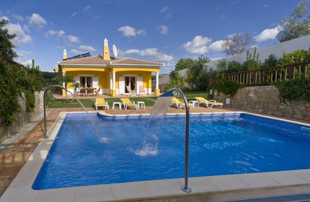 250 m² Villa ∙ 4 bedrooms ∙ 8 guests
