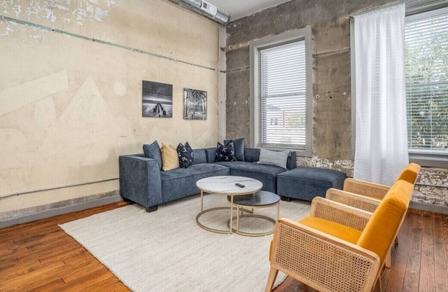 2B - The Davis Lofts at Main Street 2br Apartment