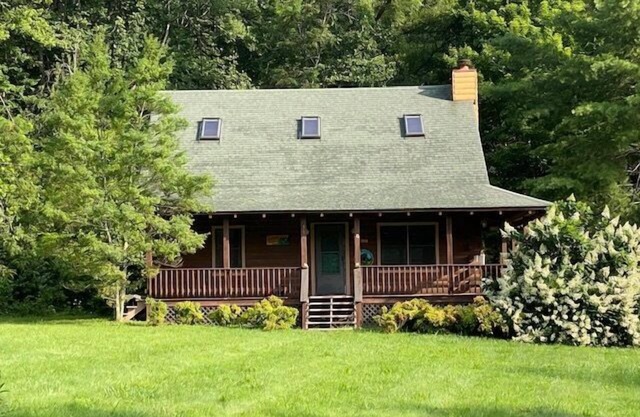 2BD 2BA Cozy Log Cabin, Easy Paved Access, View, Gas Log, Hot Tub, Wifi Pond